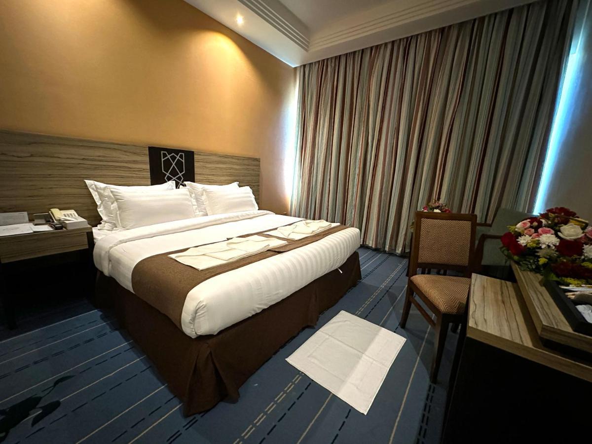 Hotel فندق الروضة La La Mecca Esterno foto